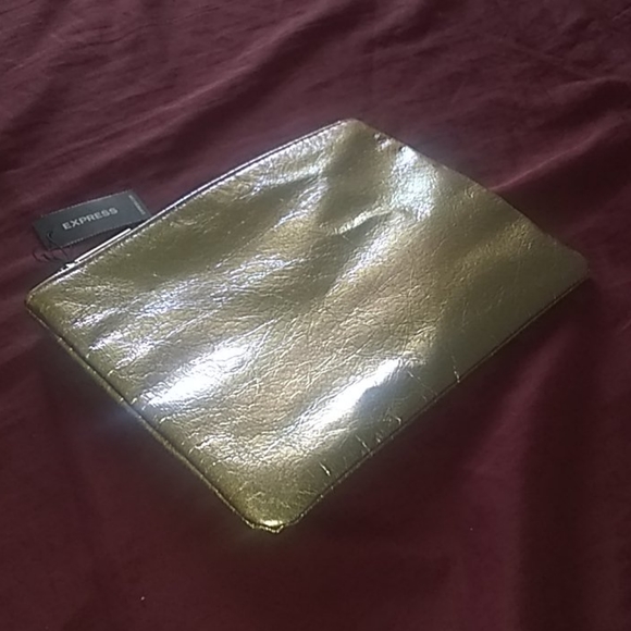 NWT Express Gold Clutch - Picture 1 of 2